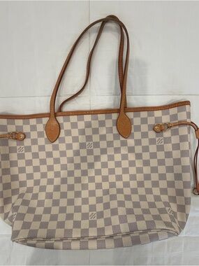 Louis Vuitton Neverfull MM Damier Azur